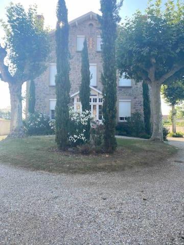 Chambres Privees Dans Maison Avec Grand Parc Et Piscine Proche Via Rhona Andancette エクステリア 写真