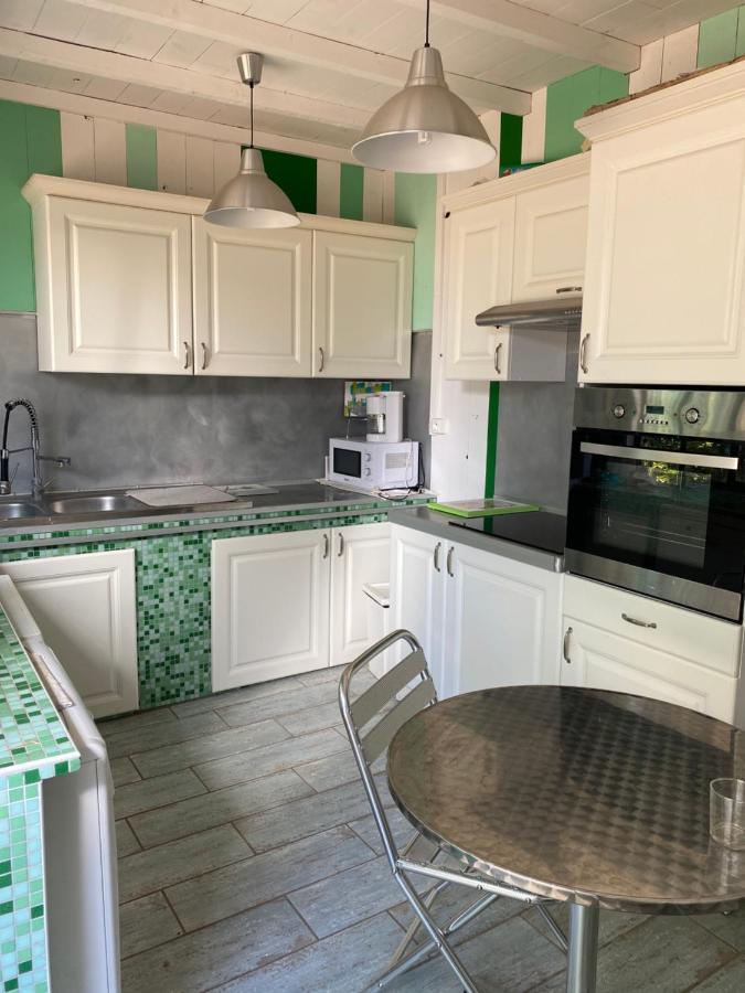 Chambres Privees Dans Maison Avec Grand Parc Et Piscine Proche Via Rhona Andancette エクステリア 写真